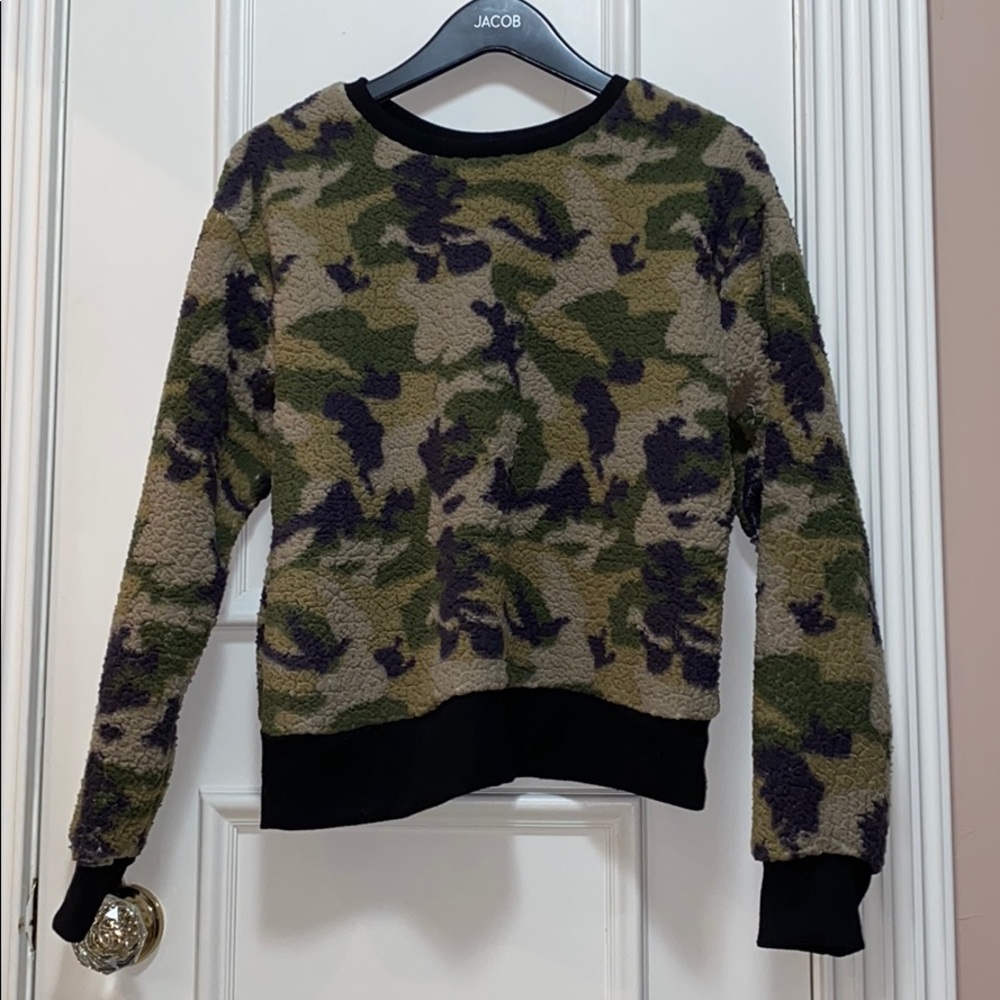Camouflage crewneck sweater